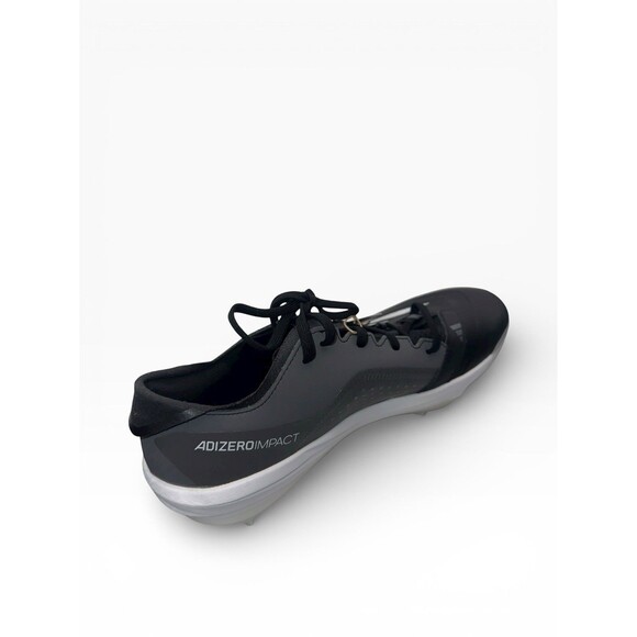 Athletic_Shoes